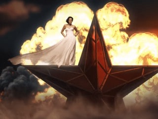 Смысл песни Слава — Красный