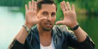 Алкоголичка текст песни и слова Артур Пирожков